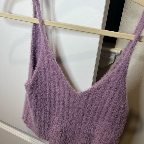 LA Hearts PacSun Women's Lavender Fuzzy Purple Tank Top Crop Shirt - Picture 10 of 12